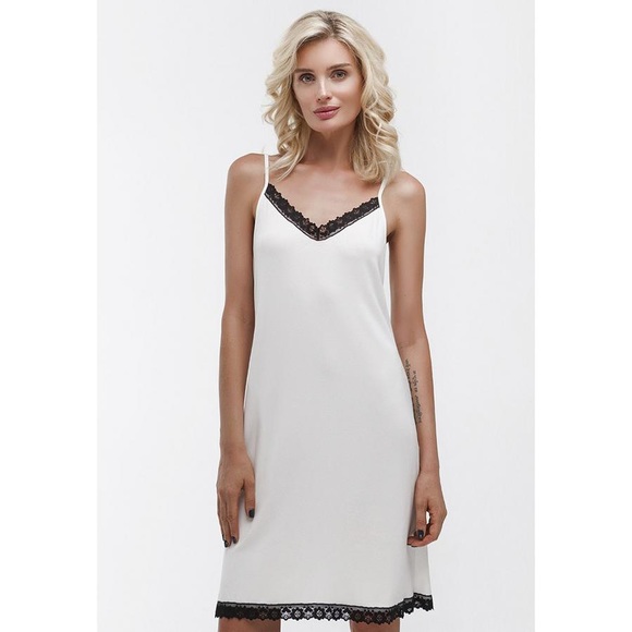 darico Other - Darico Slip gown nightwear in white L/XL